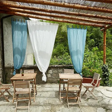 Bed & Breakfast Le Macine Del Perino Bettola (Emilia-Romagna)