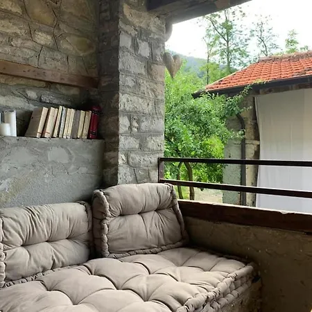 Le Macine Del Perino 3* Bettola (Emilia-Romagna)